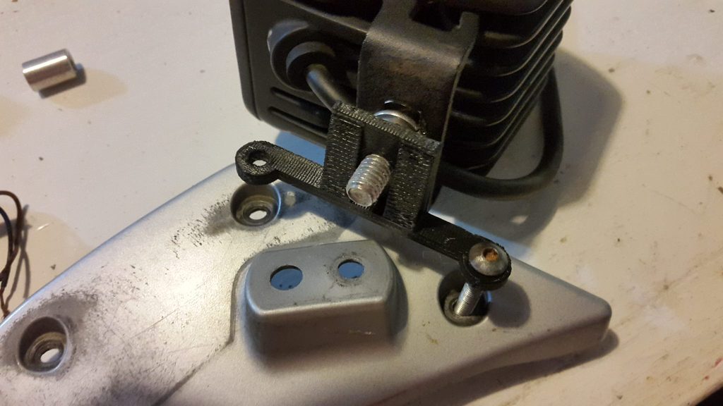 BMW F650GS / G650GS Ek Far Montaj Braketi