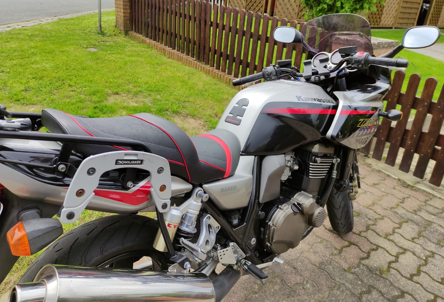 Kawasaki ZRX1200S Telefon/Navigasyon Tutucu görsel 3