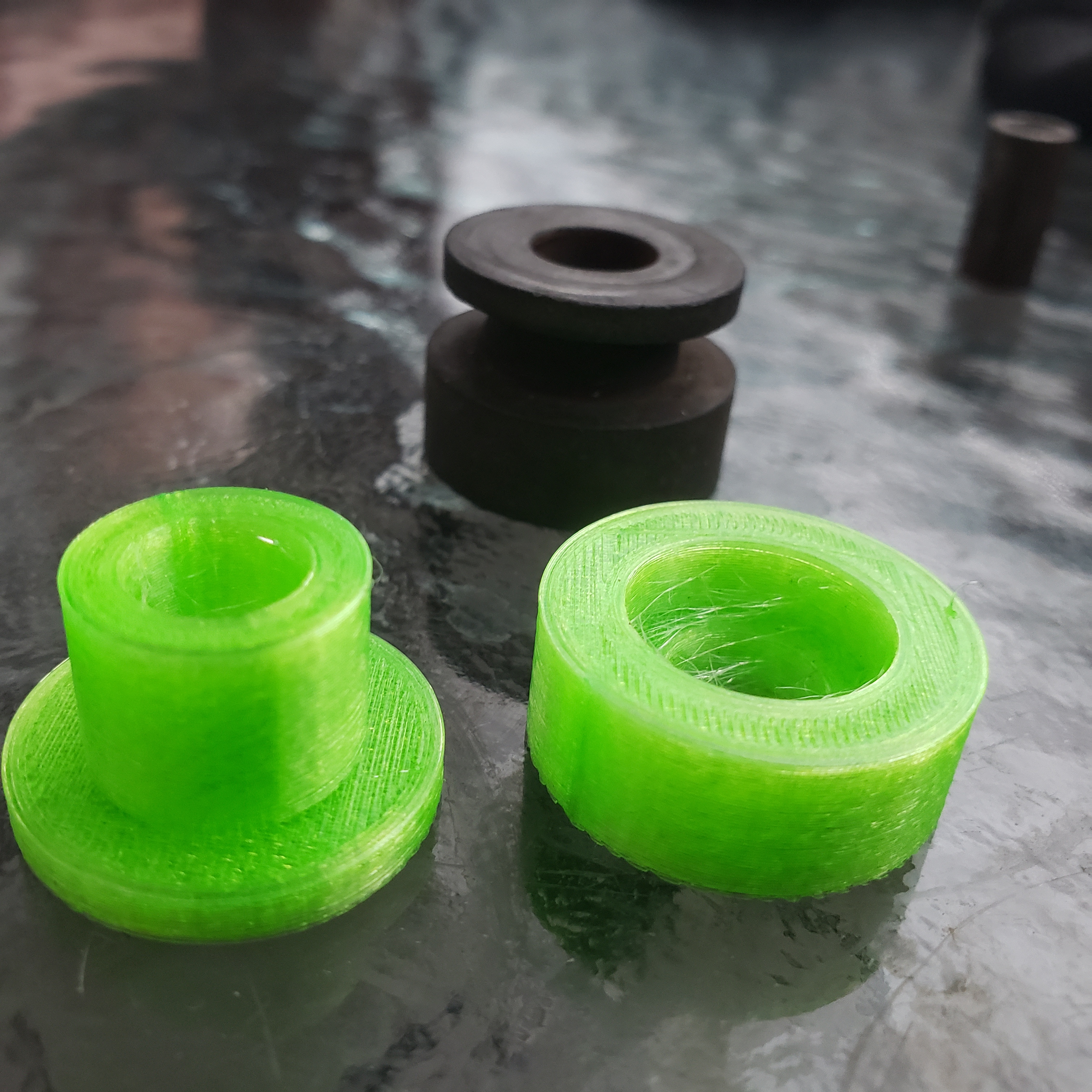Kawasaki KLR Yakit Deposu Lastik Yatagi (Grommet) görsel 2