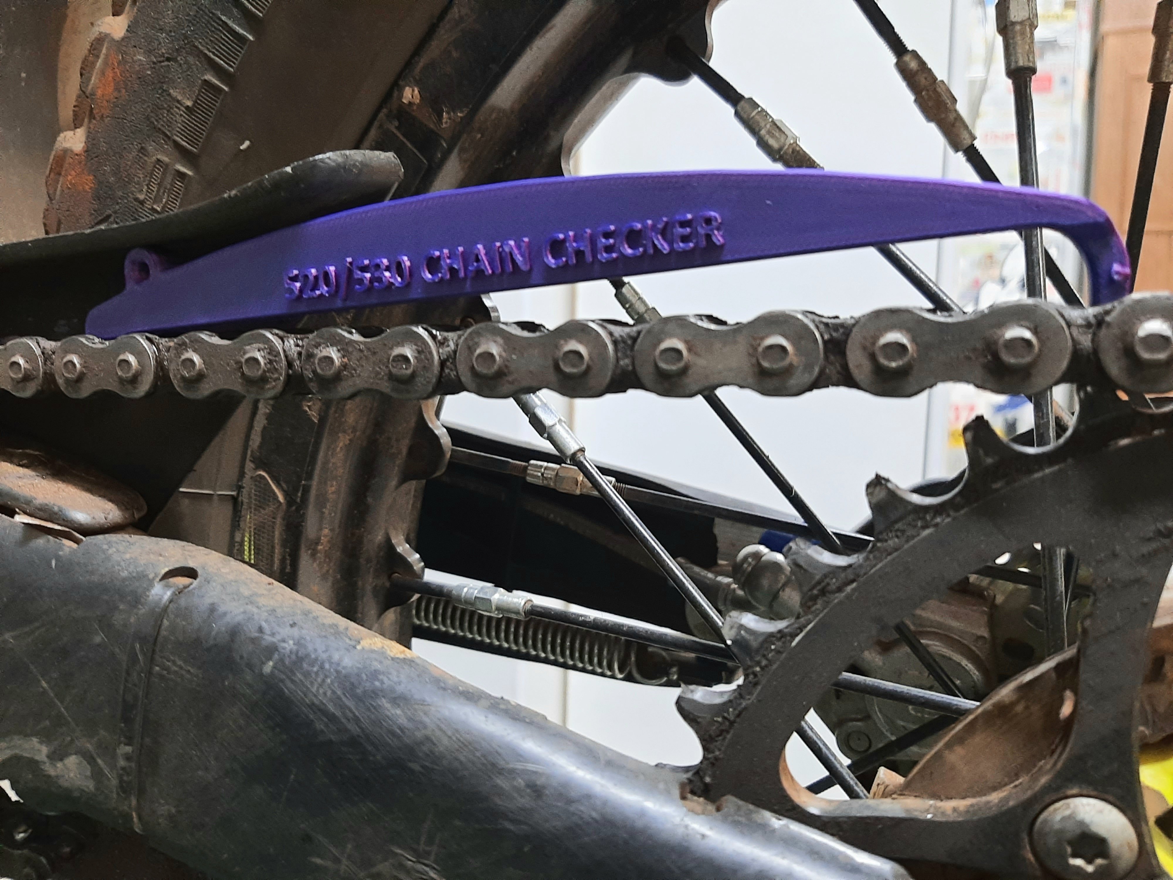 Motosiklet Zincir Asinma Kontrol Aleti (520)