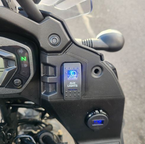 Kawasaki KLR650 Gen3 Sis Fari Anahtari Adaptor Plakasi görsel 3