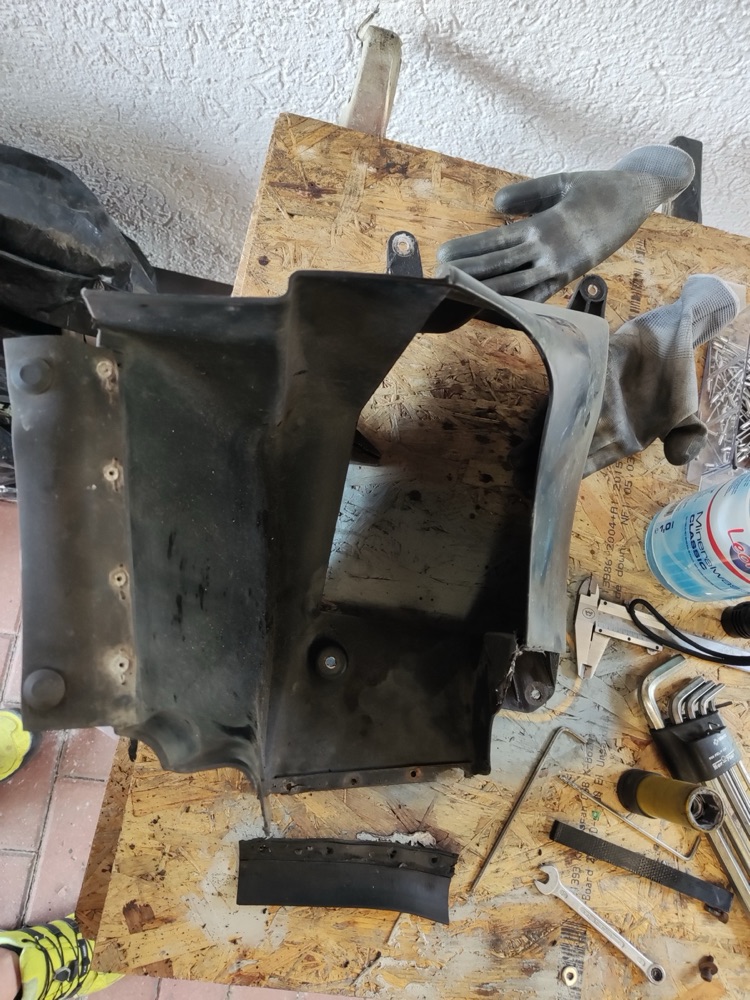 Alt Hava Giriş Kanalı — Alfa Romeo 147 Uyumlu