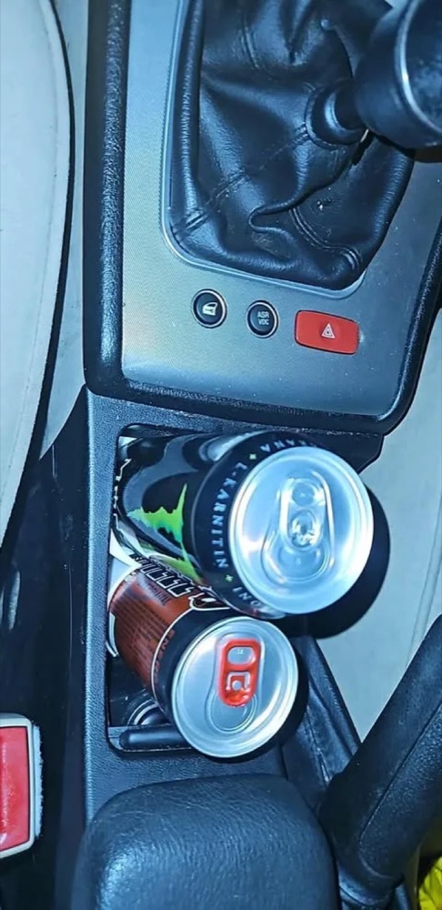 Alfa Romeo 159 çift bardaklık