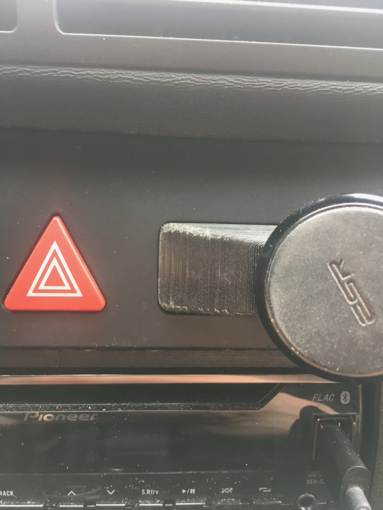 Audi A3 8L / 8P Telefon Tutucu Yuvası (Bardaklık Yerine) görsel 3