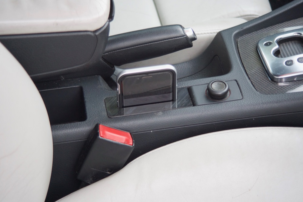 Audi A4 / S4 B6 iPhone 6 Telefon Tutucu (Çakmak Cebi)