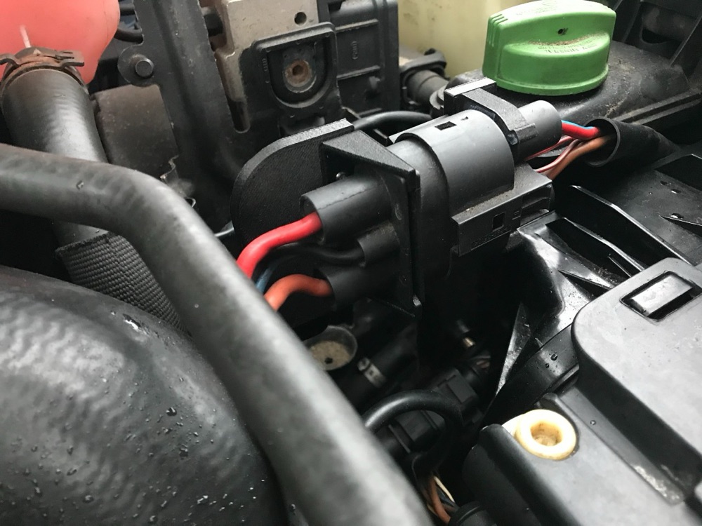 Audi A4 B6 Motor Bölmesi Konnektör Braketi (Bi-Xenon Dönüşümü) görsel 2