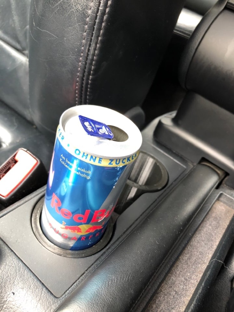 Audi A4/S4 B5 Bardaklık Redbull (250 ml Kutu) Tutucu Adaptörü