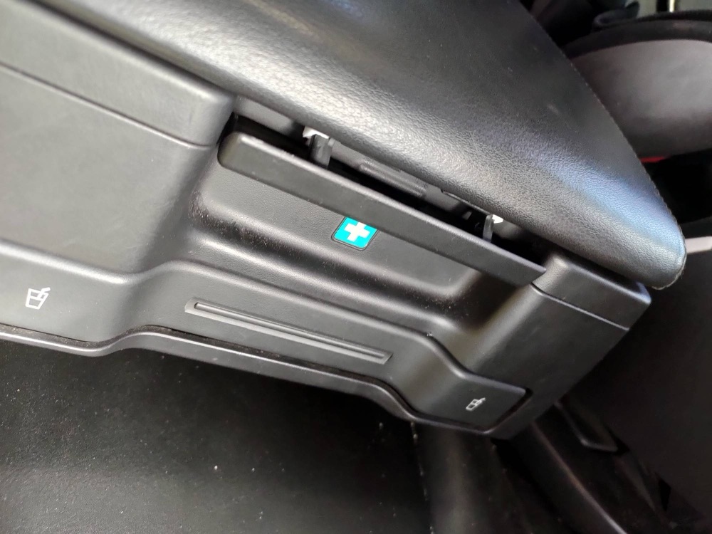 Audi A8 (D3) Arka Kolçak Açma Düğmesi Tamir Parçası (4E08862436PS)