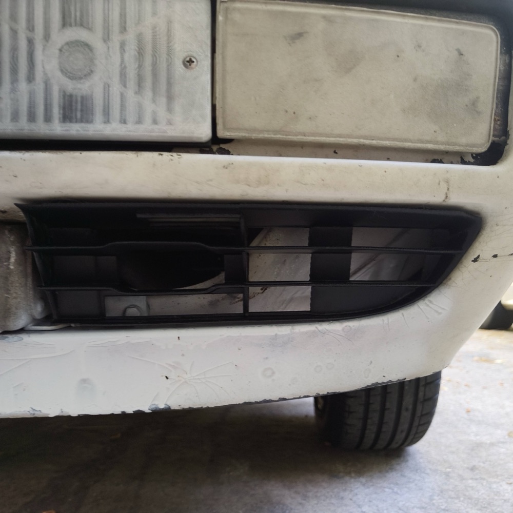 Audi B2 Tampon Alt Izgarası (Köşe / Orta Parça)