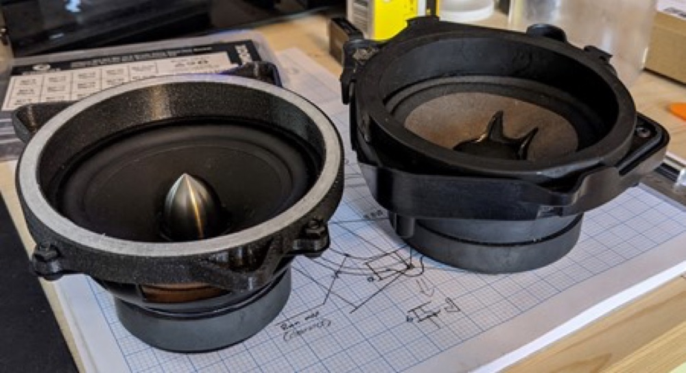Audi B5 S4 Ön Kapı Hoparlör Adaptör Braketi (Bose) görsel 2