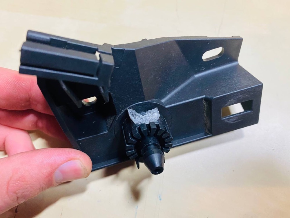 Audi VW Seat Kaput Açma Kolu Braketi (Bowden Kablo Konnektörü) görsel 3