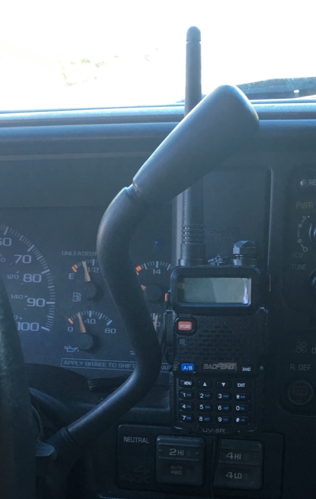 Baofeng El Telsizi Araç Tutucusu (UV-5R Uyumlu)