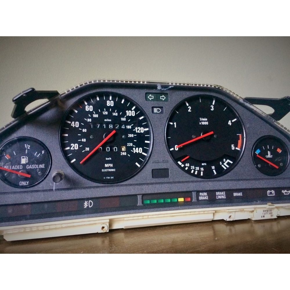 BMW E30 Gösterge Halkaları