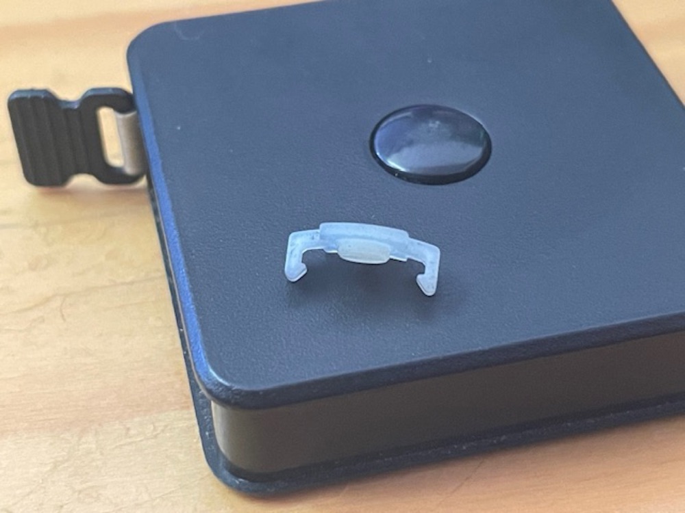 BMW E36 Cam Motoru Kömür Tutucu Klips görsel 2