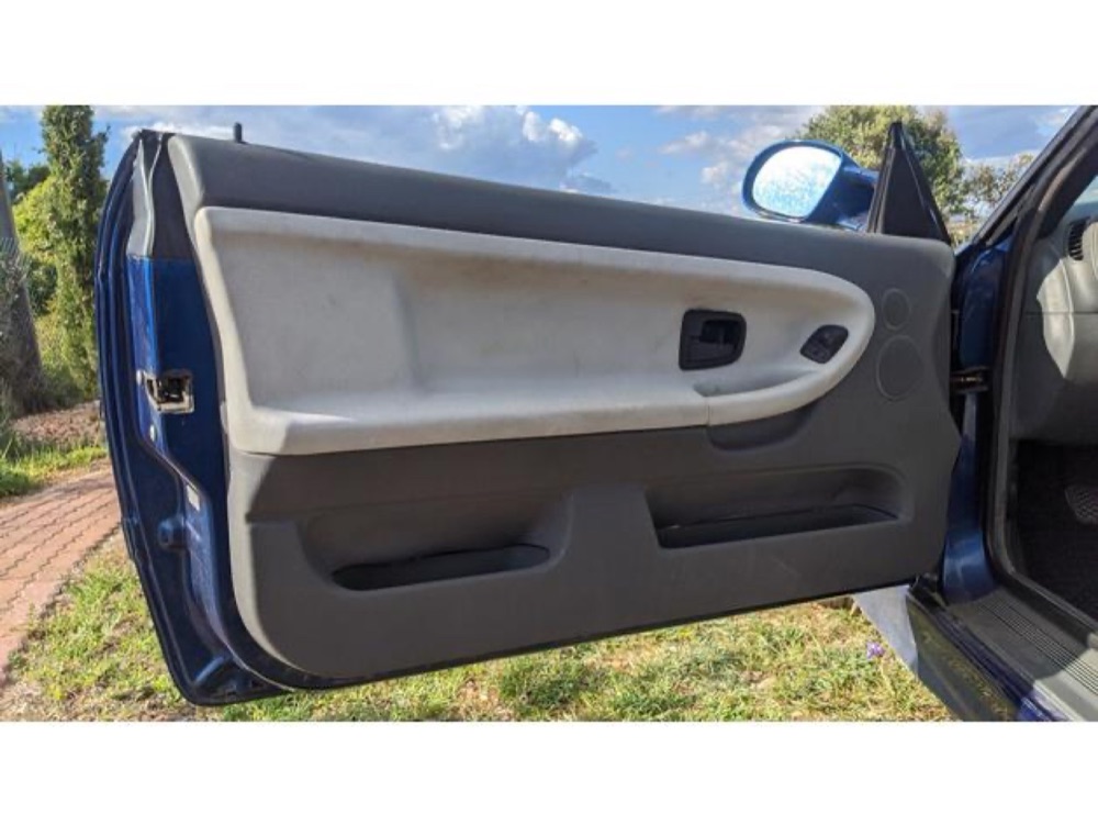 BMW E36 Coupe Kapı Döşemesi Tamir Kiti görsel 2