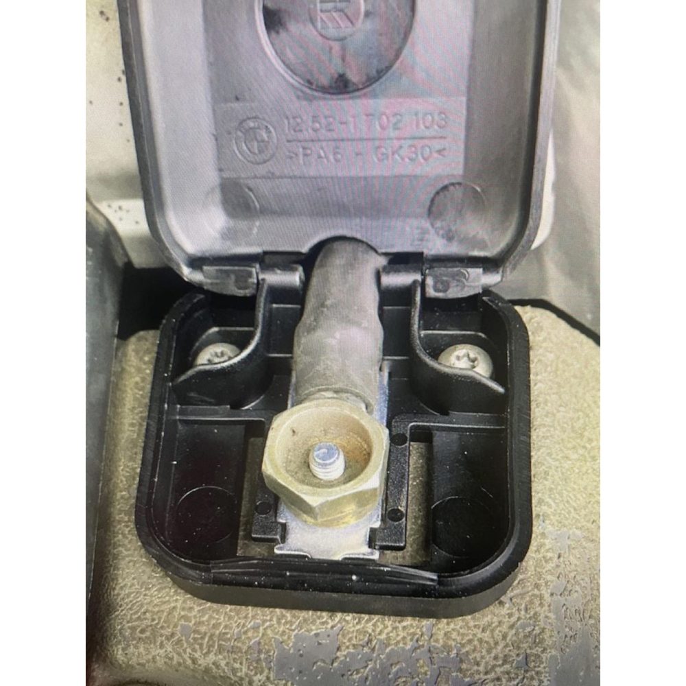 BMW E39 Braket/Tutucu