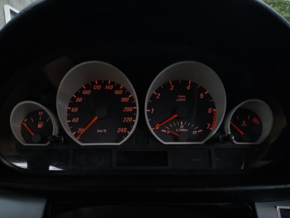 BMW E46 Gösterge Paneli Çerçeveleri görsel 2