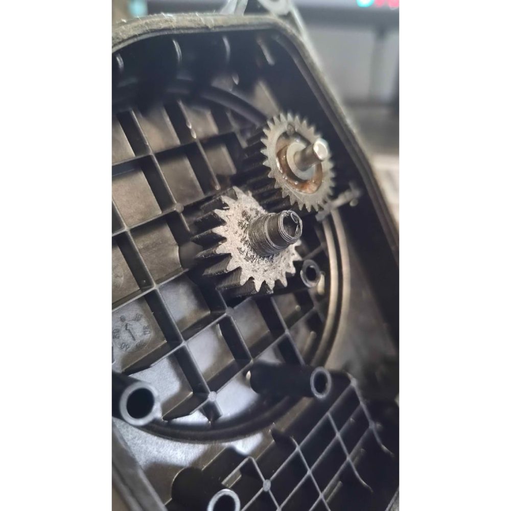 BMW E60 (N52/N53/N54) DISA Valfi Dişli Mili görsel 2