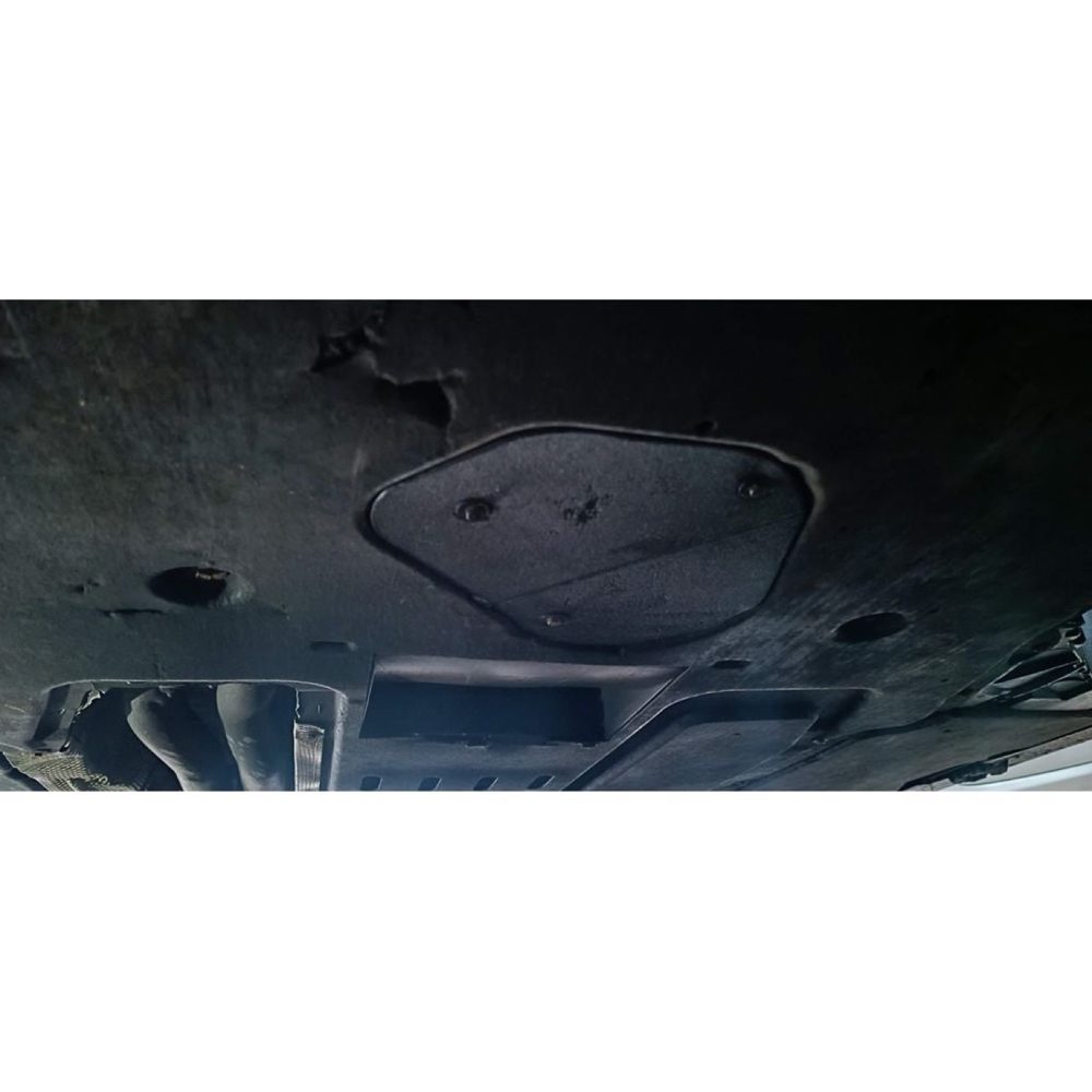 BMW E60 Yağ Tahliye Kapağı görsel 2