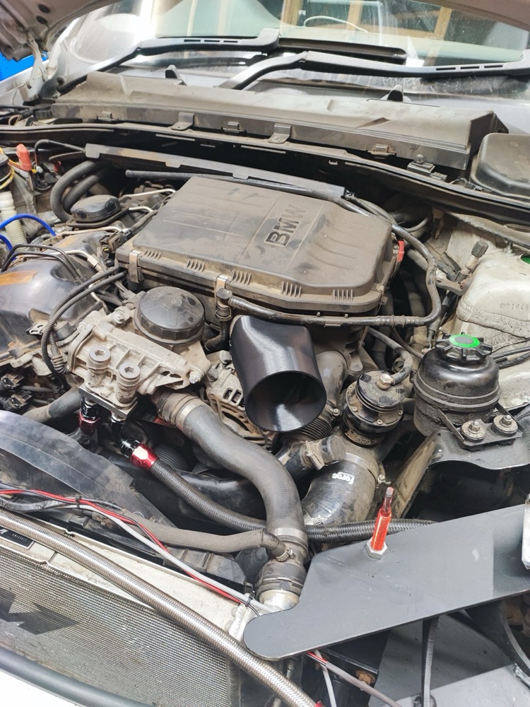 BMW E92 335i Hava Filtre Kutusu Çıkış Adaptörü (100mm)