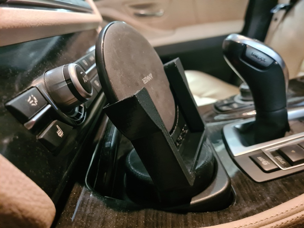 BMW F10 / F11 Uyumlu Kablosuz Şarj Destekli Telefon Tutucu Aparat görsel 2