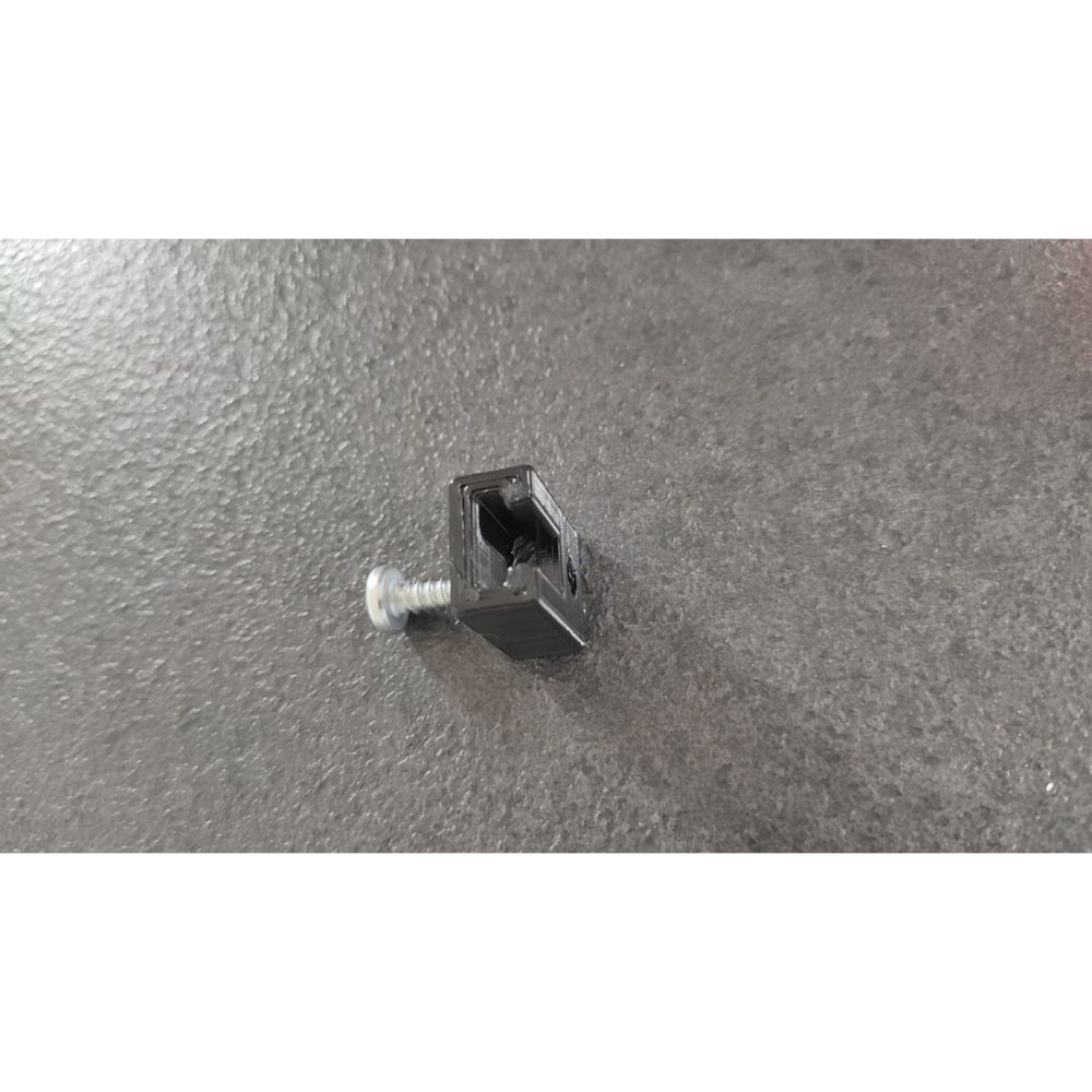 BMW F30 Amfi Montaj Braketi