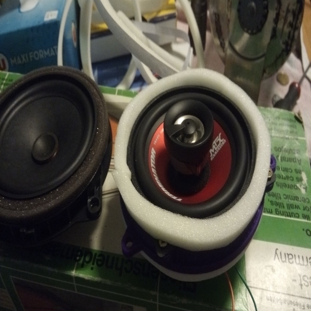 BMW F30 F31 Hoparlör Adaptörü görsel 2