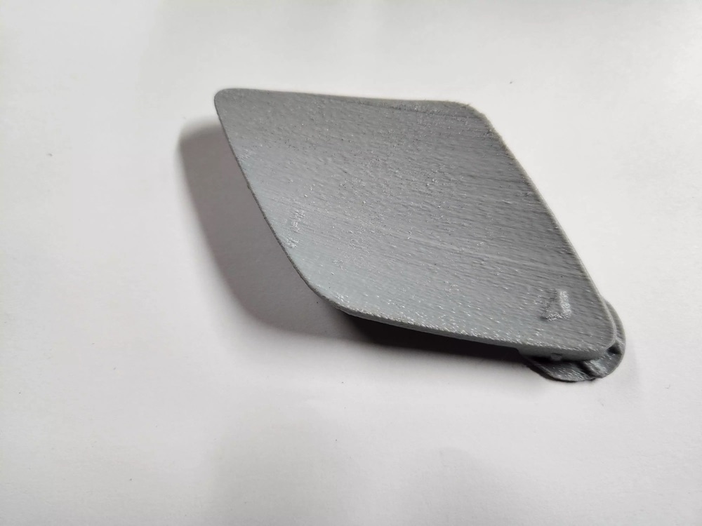 BMW F30 Ön Tampon Çeki Demiri Kapağı görsel 2