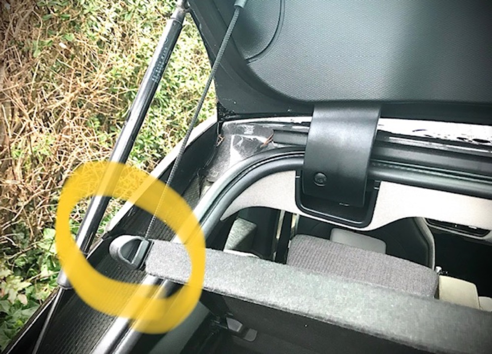 BMW i3 Pandizot İpi Bağlantı Klipsi