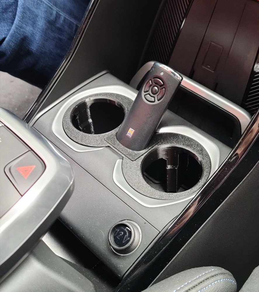 BMW iX1 Bardaklık ve Konsol Düzenleyici