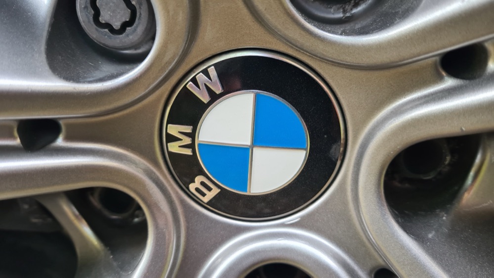 BMW Jant Göbek Kapağı 57mm görsel 2