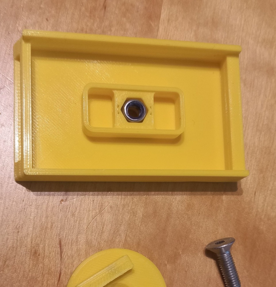 BMW Motorrad Navigator V - SP Connect Telefon Adaptörü görsel 4