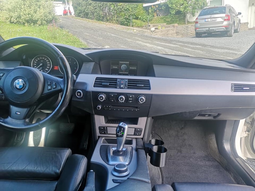 BMW Uyumlu İkili Bardak Tutucu görsel 3