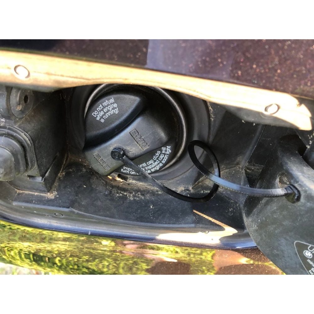 BMW Yakıt Kapağı Parçası