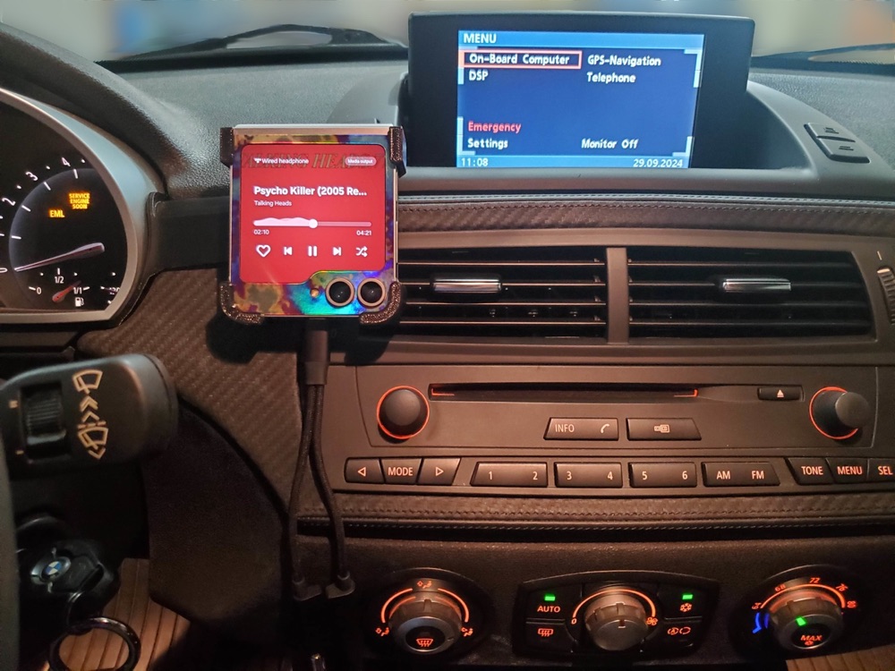 BMW Z4 (E85/E86) Uyumlu Samsung Galaxy Z Flip 5/6 Telefon Tutucu