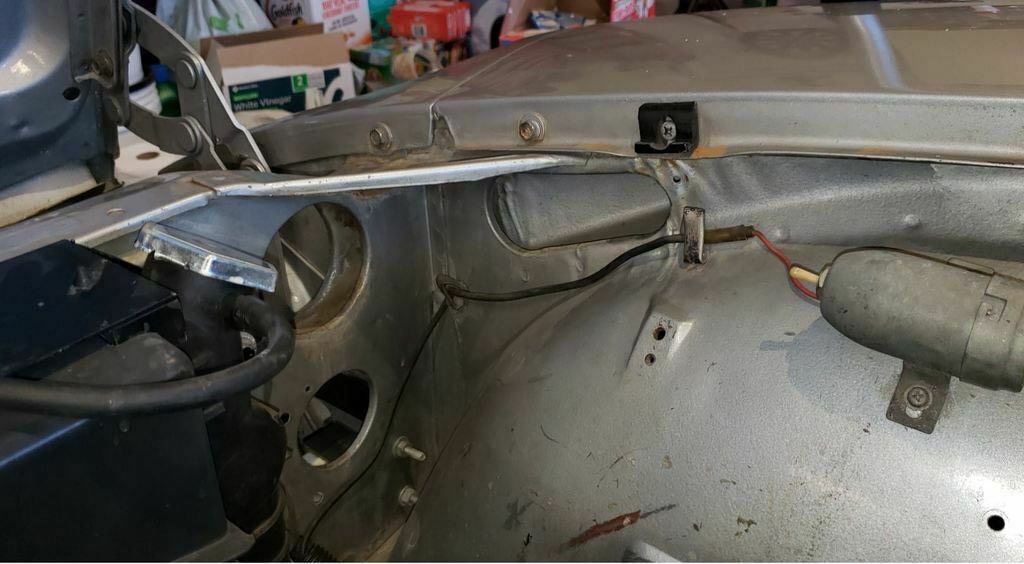 Datsun 240Z Temiz Hava Kanalı (Sürücü + Yolcu Takımı) görsel 4