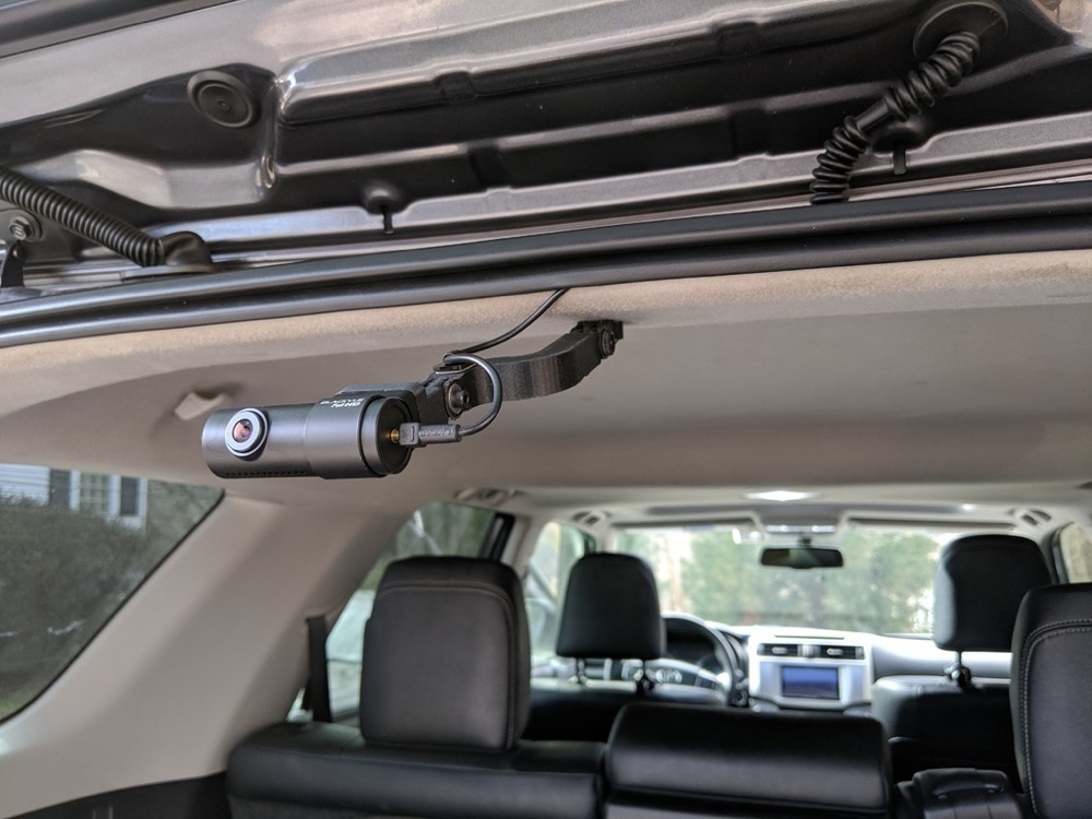 Toyota 4Runner (4. ve 5. Nesil) Arka Dashcam Montaj Aparatı görsel 3