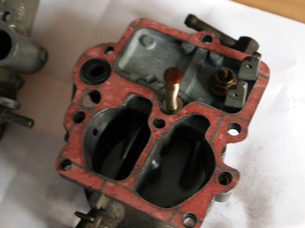 Datsun 120Y (B210) Hitachi DCG-306 Karbüratör Şamandıra Haznesi Contası görsel 3