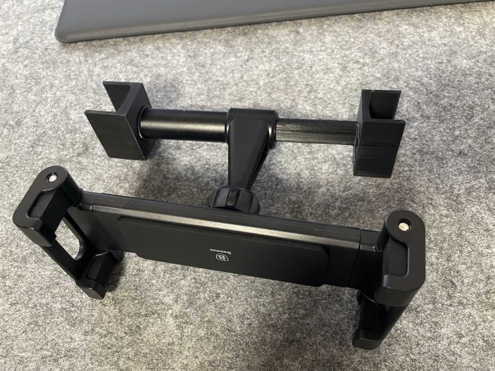 Audi Q7 iPad / iPhone Tablet Tutucu görsel 2