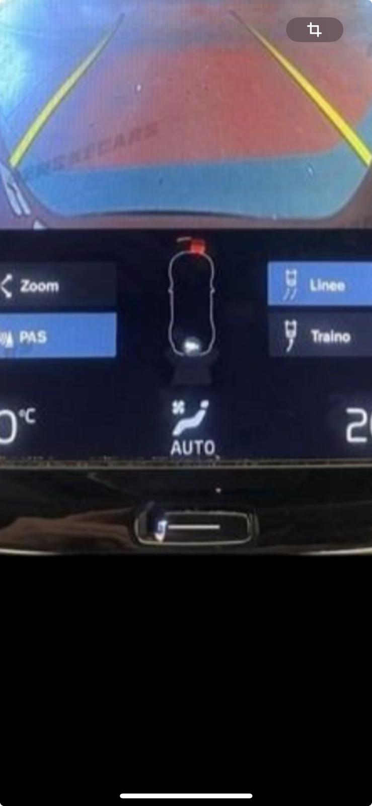 Volvo XC90 2016 İnfotainment Geri Tuşu görsel 3