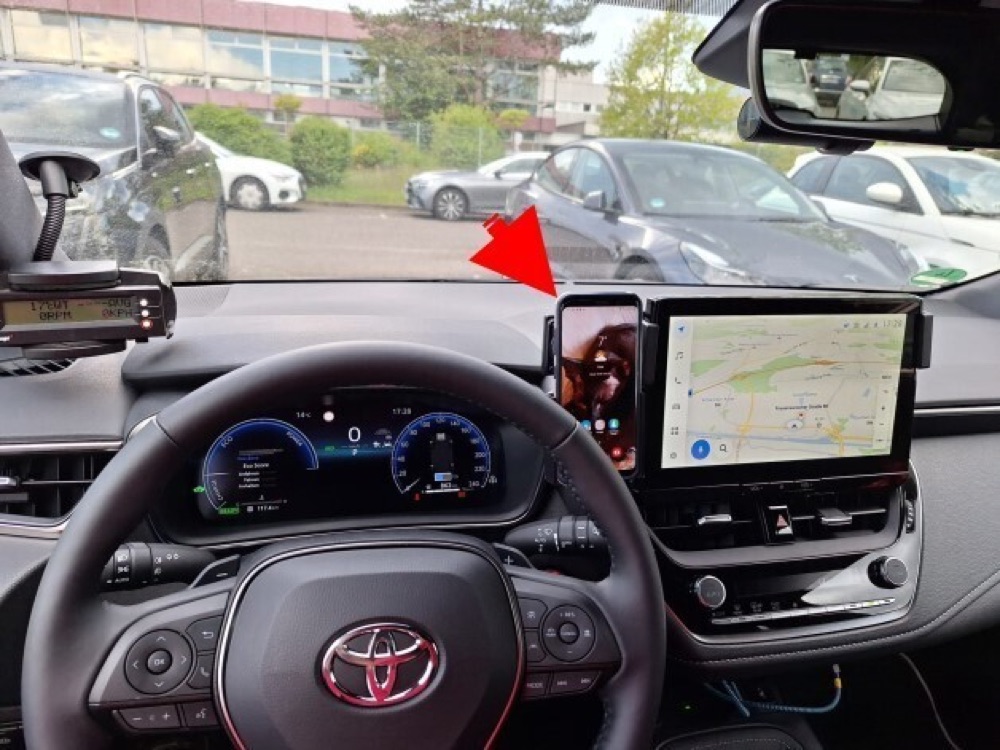 Toyota Corolla Telefon Tutucu Bağlantı Adaptörü görsel 3