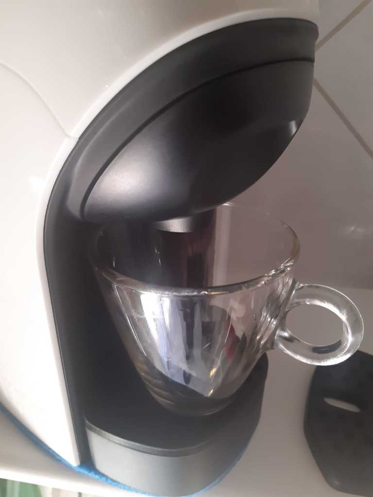 Lavazza A Modo Mio Tiny Kahve Makinesi Fincan Altı Tablası görsel 4