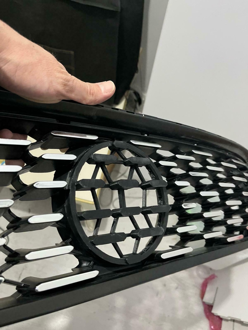 Fiat Egea Ön Panjur Arma Yuvası Izgarası görsel 3