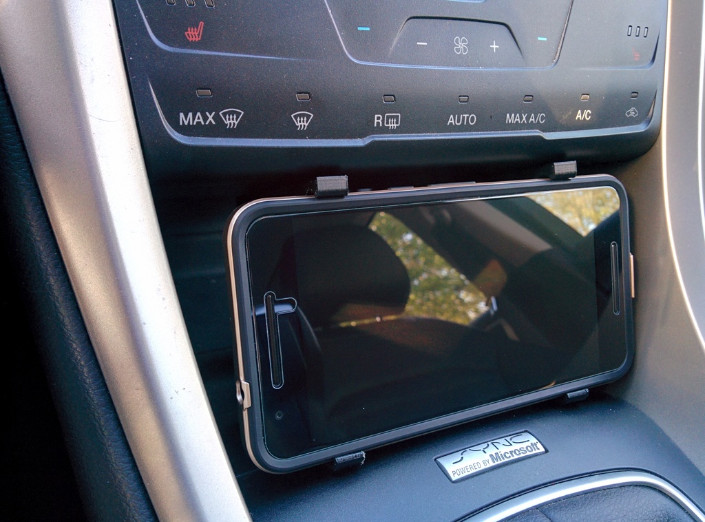 Ford Fusion / Mondeo Esnek Telefon Tutucu (6 İç) görsel 3