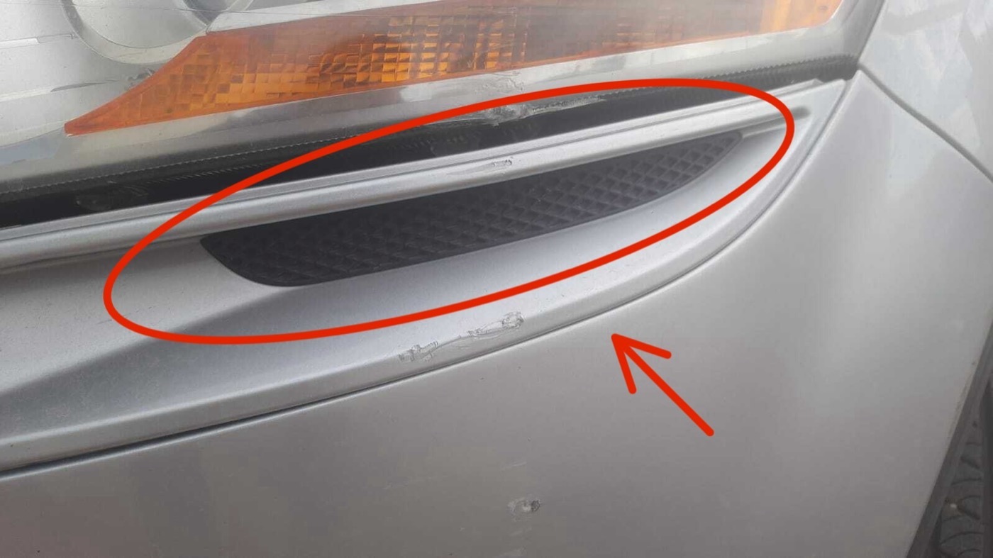 Ford Kuga Tampon Izgara Plastiği (2009-2013)