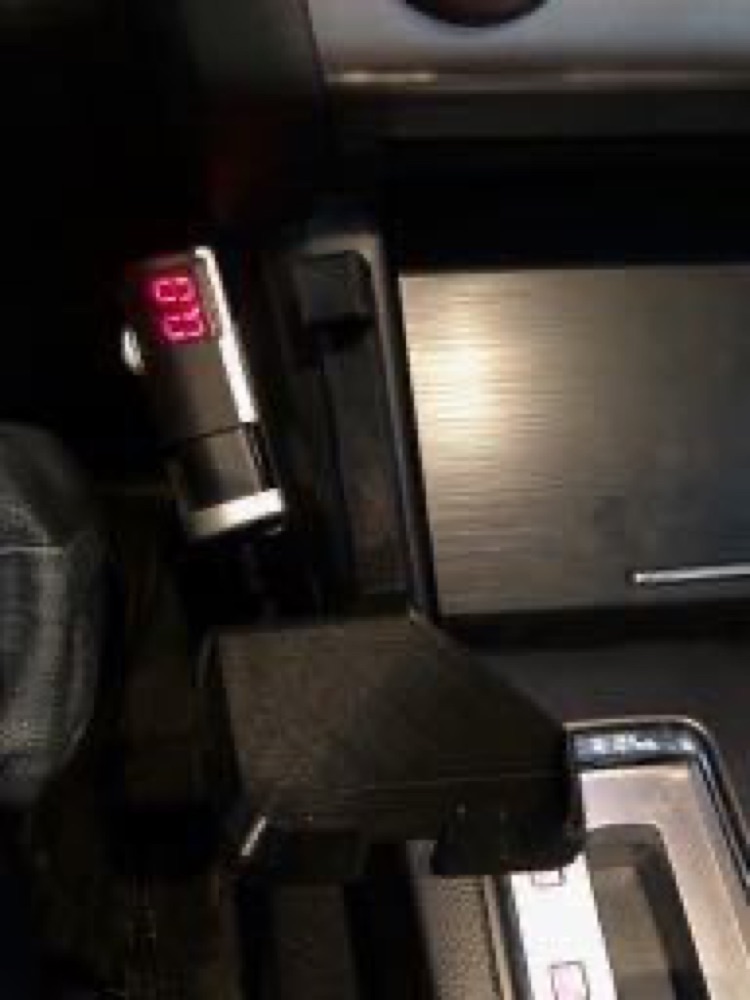 Subaru Outback Telefon Kılıflı Tutucu Yuvası görsel 3