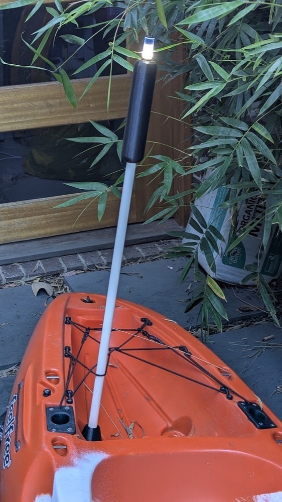 Kayak Icin Navigasyon Isigi Govdesi