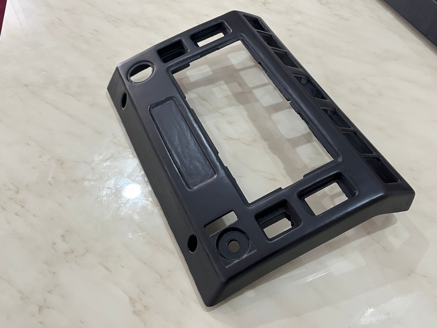 Land Rover Defender Orta Konsol Çerçevesi (1997-2000) görsel 4