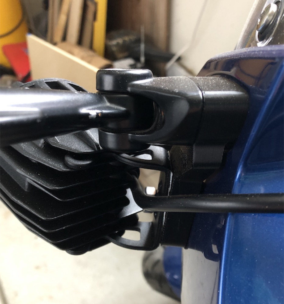 BMW F800 Far Montaj Braketi görsel 3