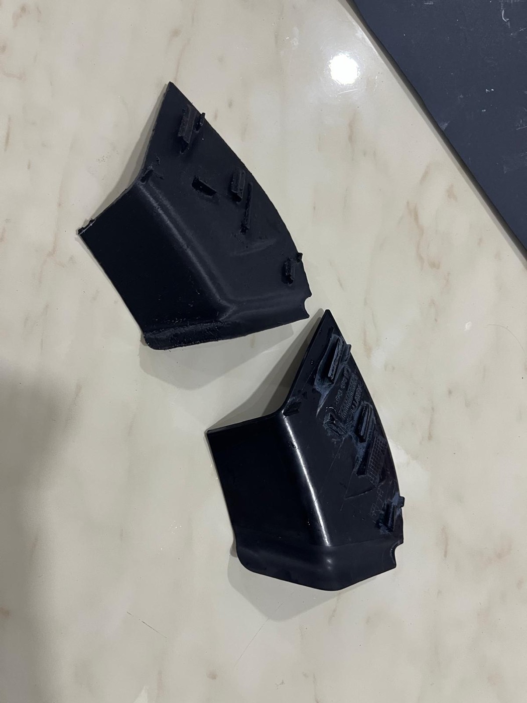 Mercedes CLA 200 W117 Arka Stop Kapağı görsel 4